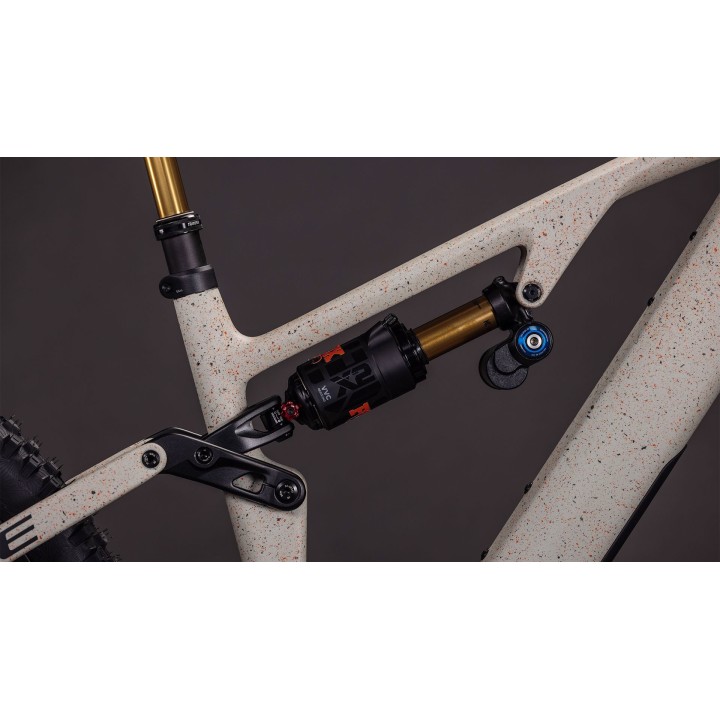 CUBE AMS HYBRID HYBRID 177 C:62 SUPER TM 600X 2026 | Accessoires et équipements pou...