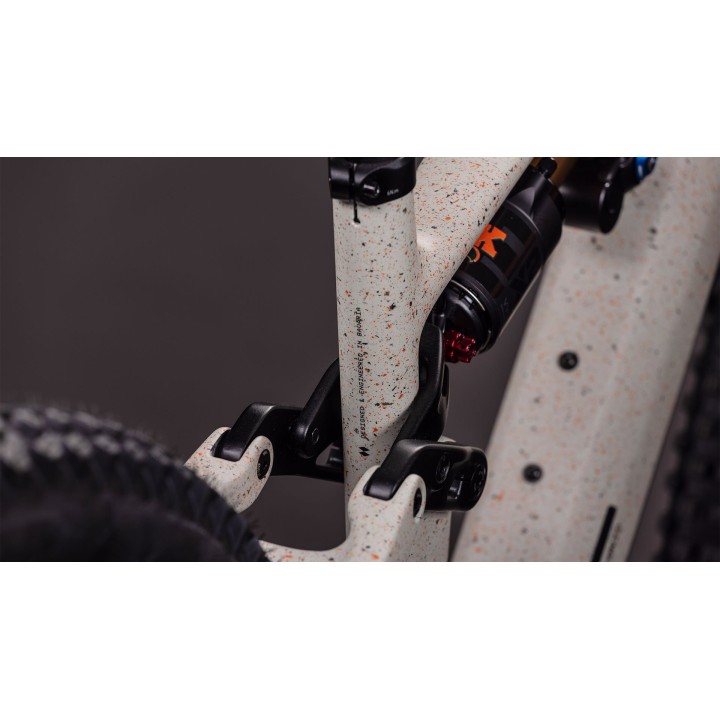 CUBE AMS HYBRID HYBRID 177 C:62 SUPER TM 600X 2026 | Accessoires et équipements pou...