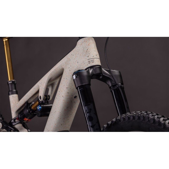 CUBE AMS HYBRID HYBRID 177 C:62 SUPER TM 600X 2026 | Accessoires et équipements pou...