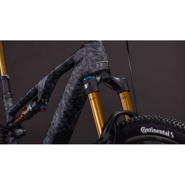 CUBE AMS HYBRID ONE44 C:68X SLT 400X 2026 | Accessoires et équipements pou...