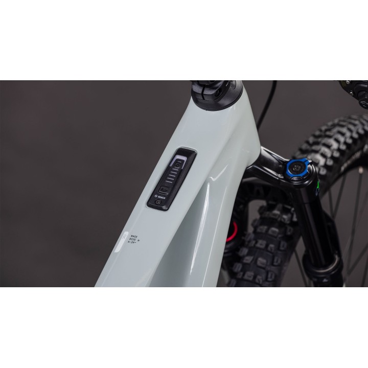 CUBE AMS HYBRID ONE44 C:68X RACE 400X 2026 | Accessoires et équipements pou...