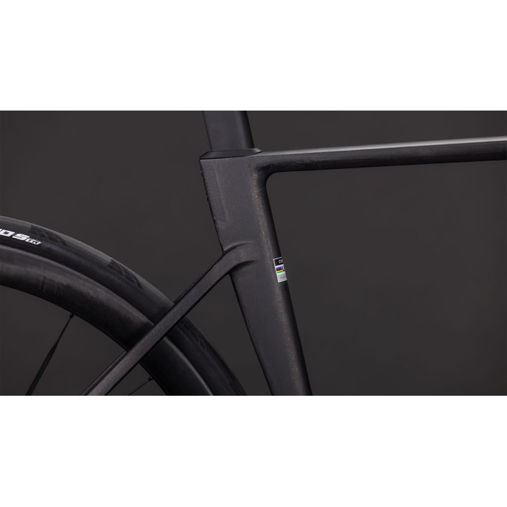 CUBE LITENING AIR C:68X SLT GOLDDUST'N'PRISM 2026| Accessoires et équipements pour vélo