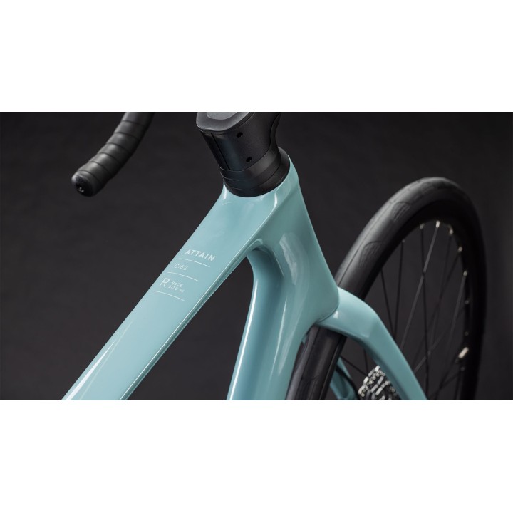 CUBE ATTAIN C:62 RACE SKYLIGHTBLUE'N'CYAN2026| Accessoires et équipements pour vélo