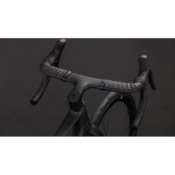 CUBE LITENING AIR C:68X SLT GOLDDUST'N'PRISM 2026| Accessoires et équipements pour vélo