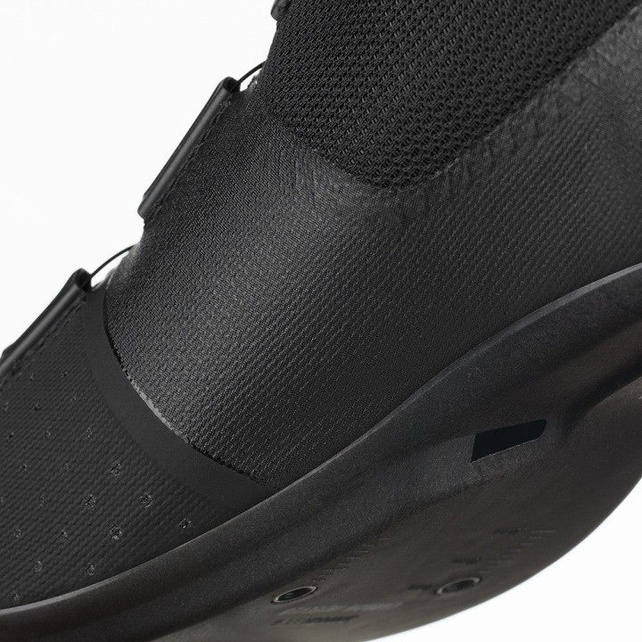 CHAUSSURES FI'ZI:K OVERCURVE R4 NOIR| Accessoires et équipements pour vélo